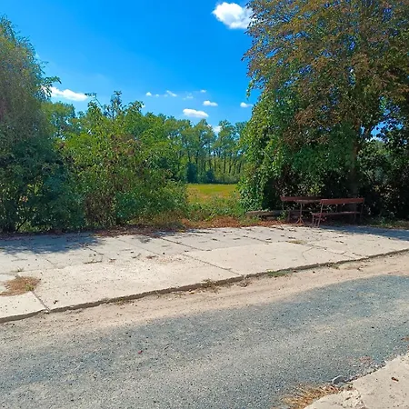 Sklipek Pod Vinohrady Mutenice - Rychla Wifi Exterior photo